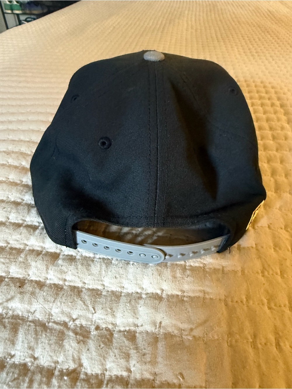 Westside Love New Era Black Snapback Cap with Cartoon Cat Patch - Picture 3 of 6
